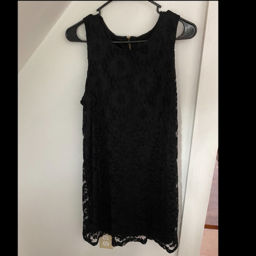 RONNI NICOLE•Little Black Dress•M•NWT